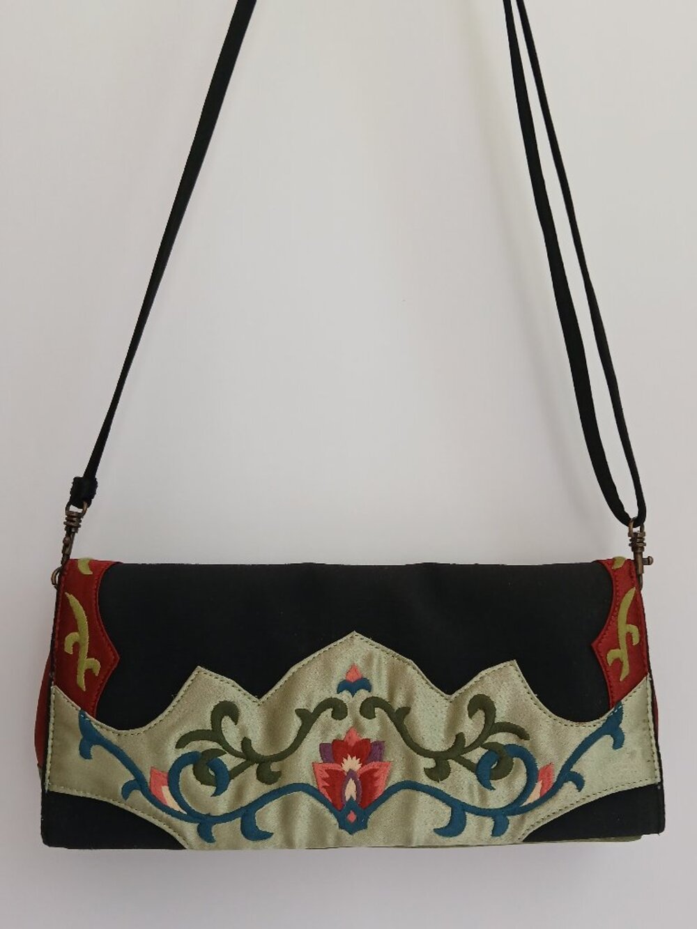 Perfume River Vintage Y2K Artisanal Hand-Embroidered Silk E/W Crossbody Bag